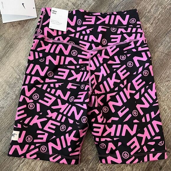 Nike One Women 7" Cosmic Fuchsia Printed Mid-Rise Biker Shorts (DX0092-665) -XS - Picture 7 of 12